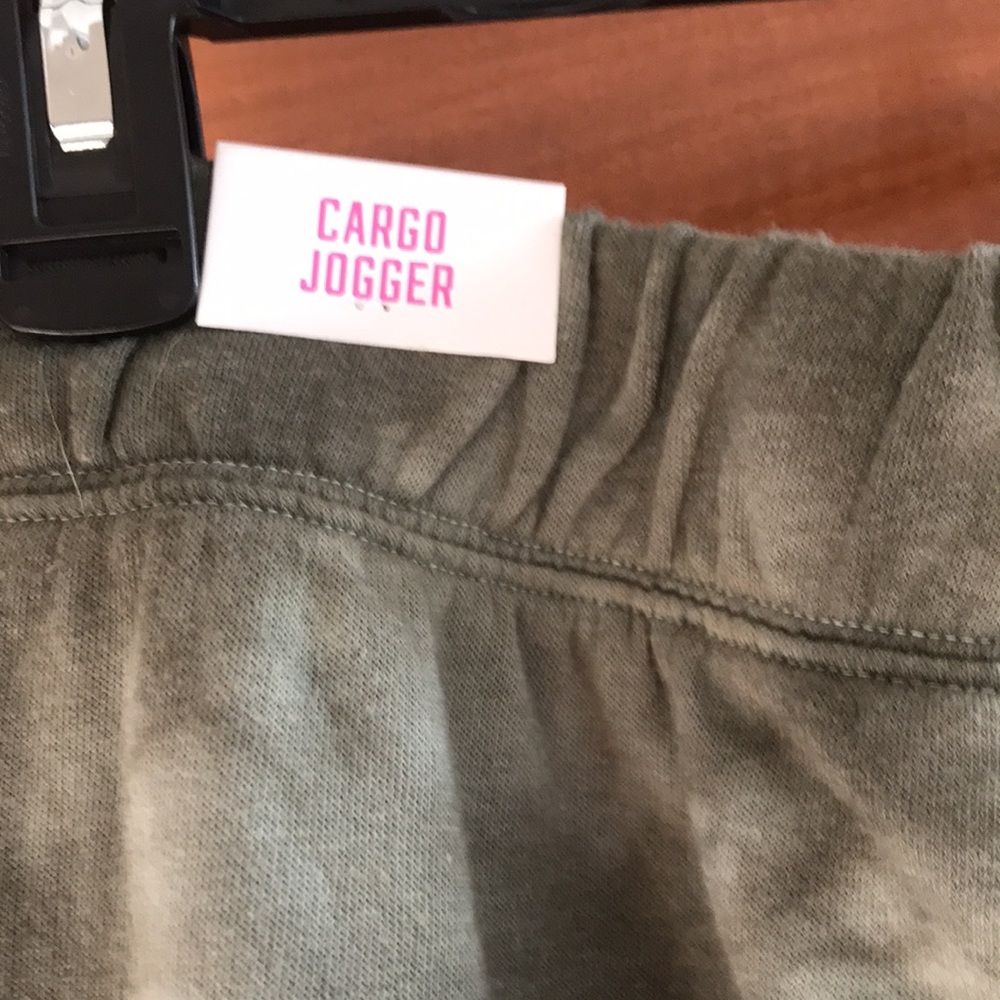 Victoria Secret Pink army green tye die cargo joggers. Size M. NWT. - Picture 5 of 8